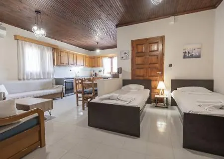 Dimis Right House Holiday home *